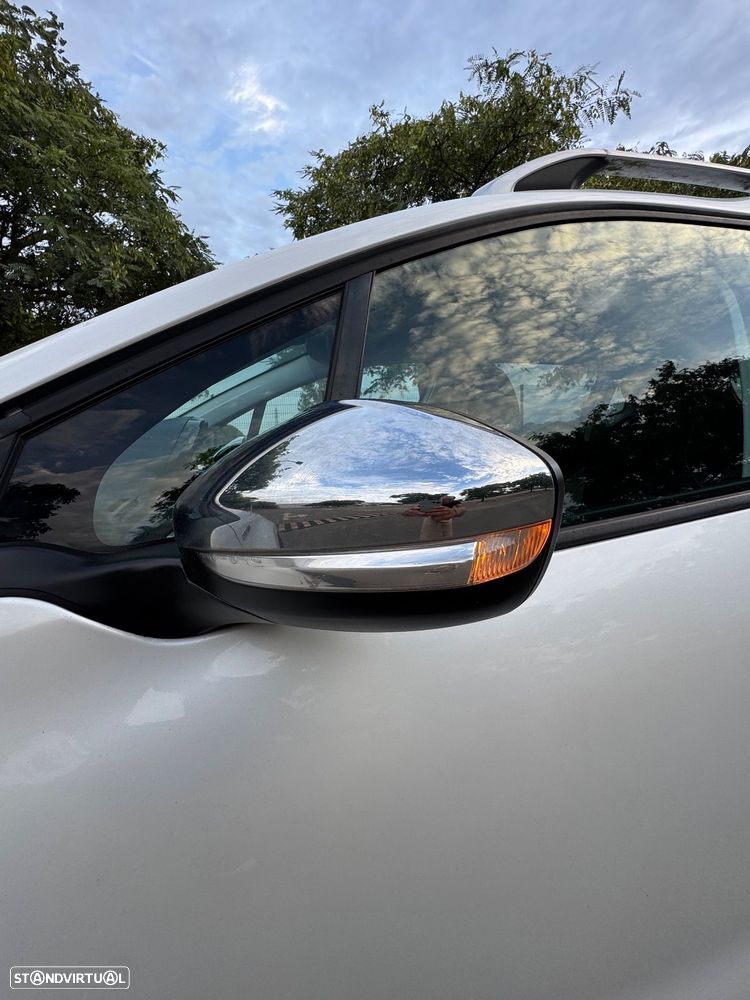Peugeot 2008 1.2 VTi Allure - 33