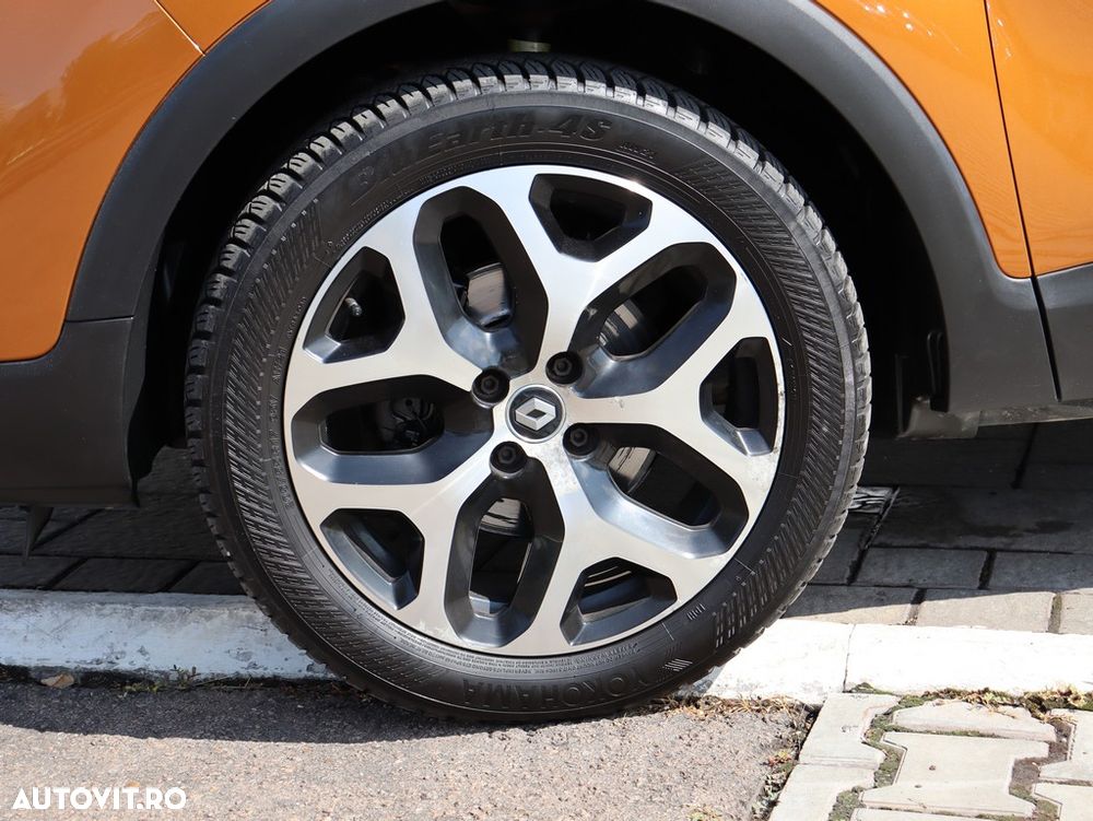 Renault Captur - 28