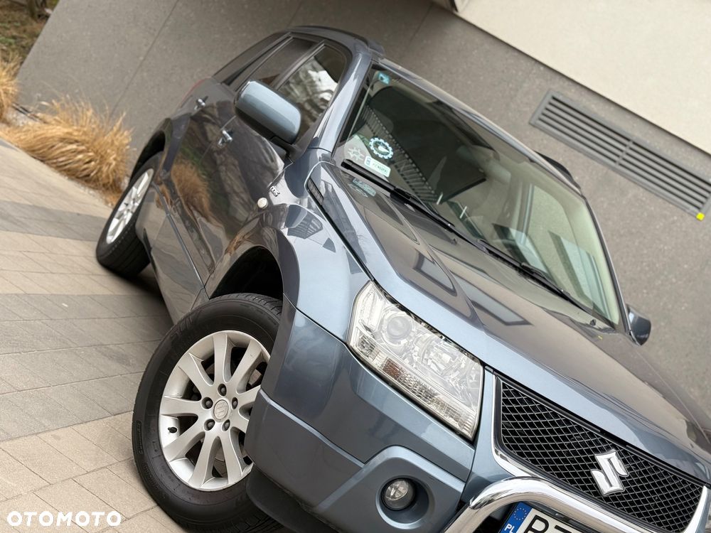 Suzuki Grand Vitara - 25