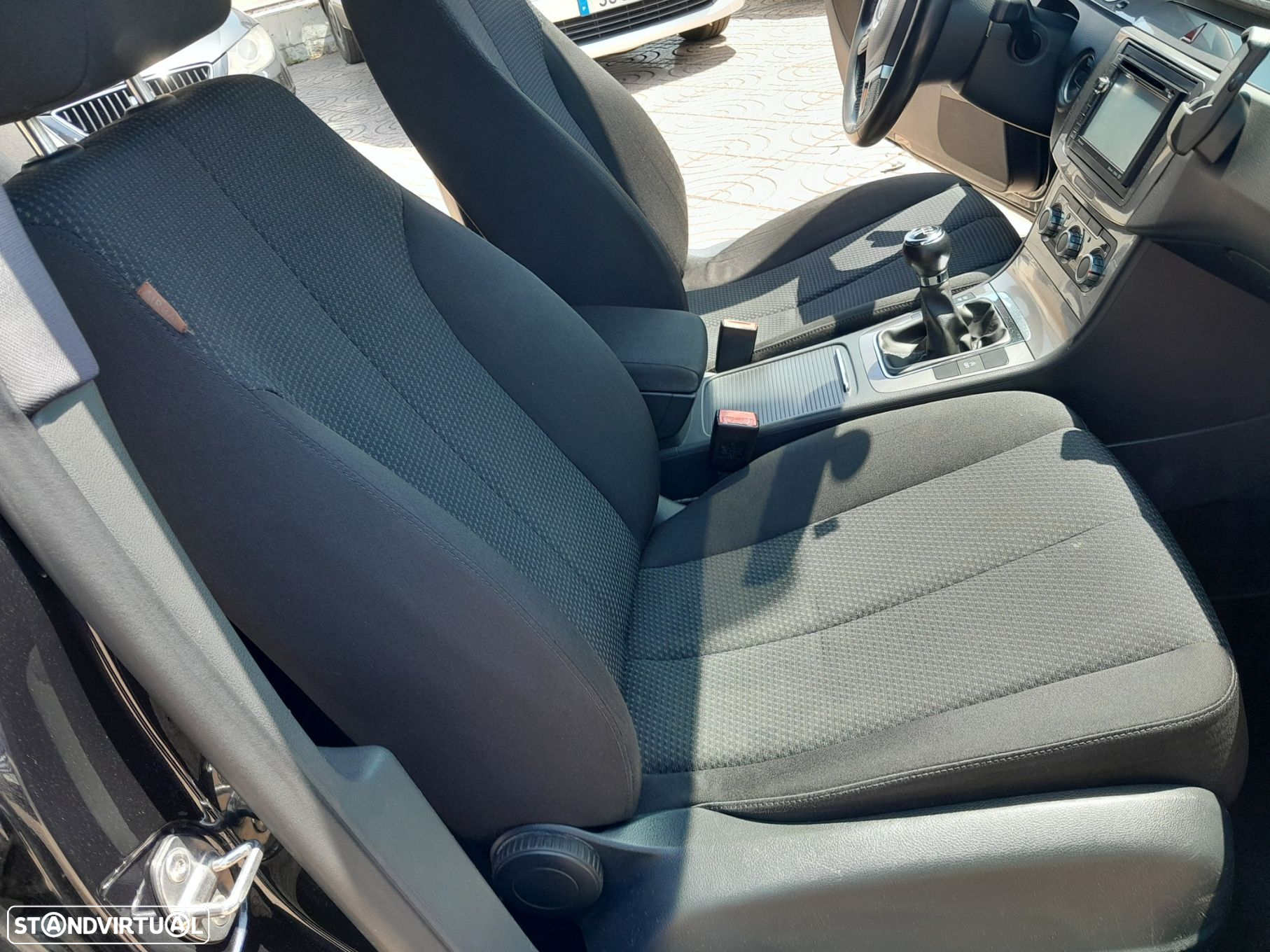 VW Passat Variant 1.6 TDI BlueMotion - 12