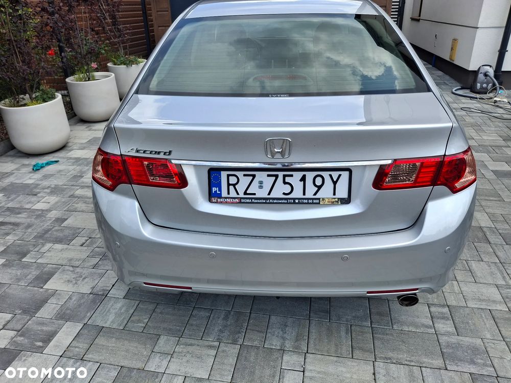 Honda Accord 2.0 Lifestyle - 2