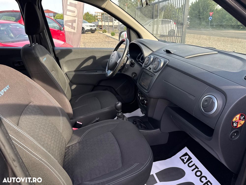 Dacia Lodgy 1.5 dCi Stepway - 10