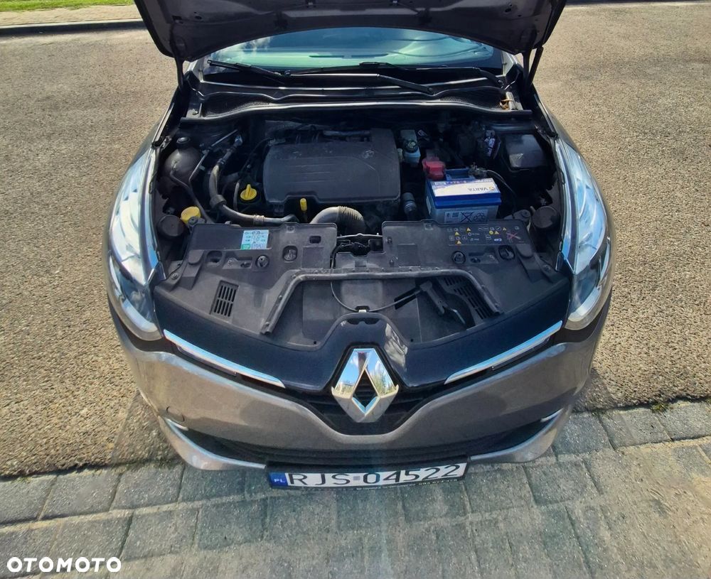 Renault Clio 1.2 16V Limited - 31