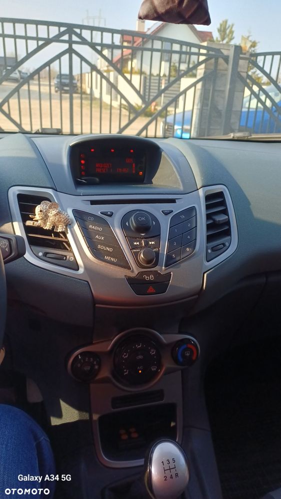 Ford Fiesta 1.25 Trend - 4