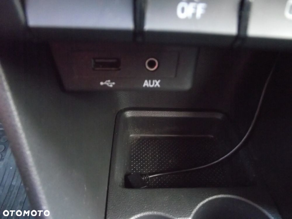 Skoda RAPID 1.4 TDI DPF Active - 25
