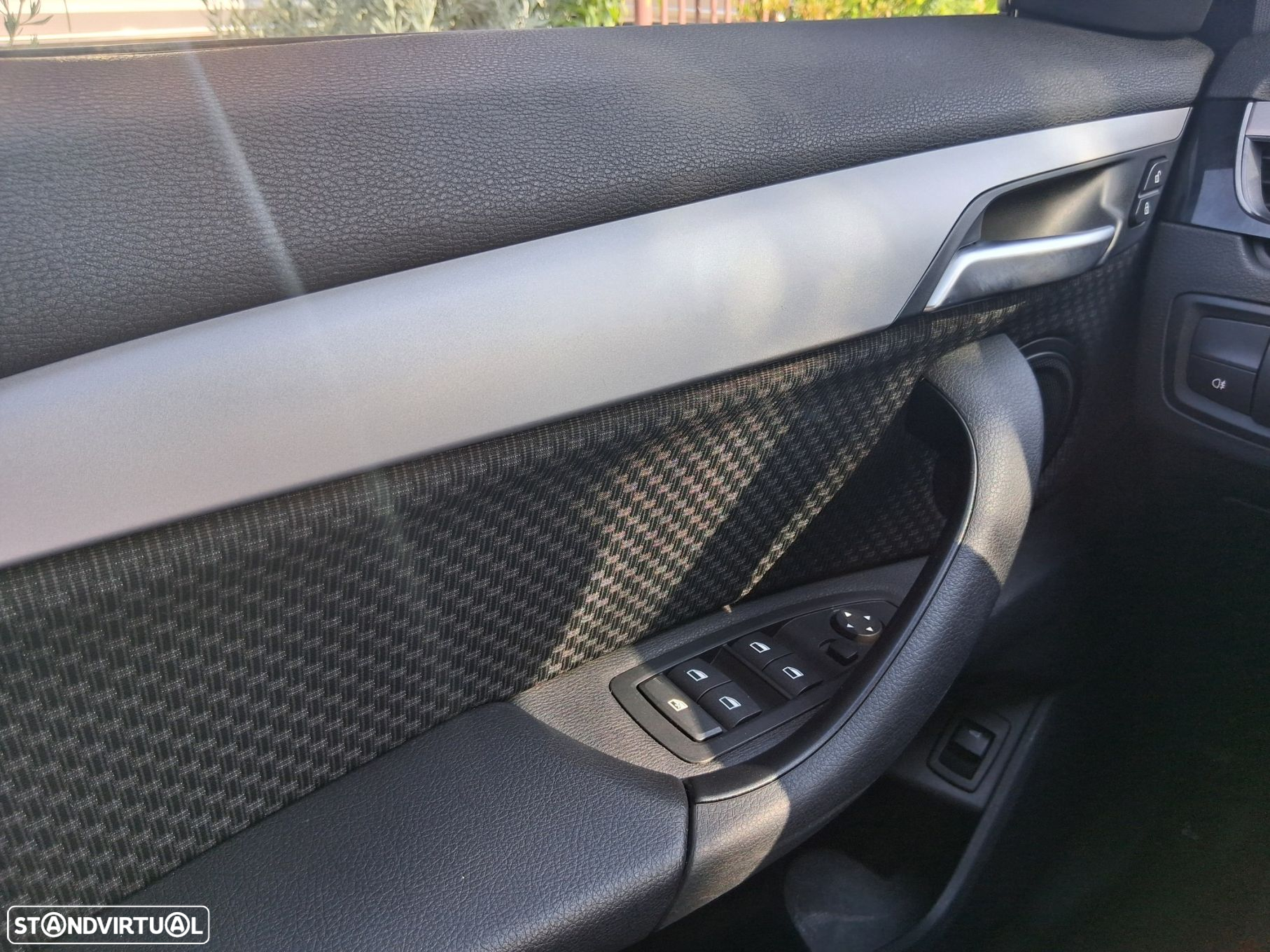 BMW X1 16 d sDrive Advantage - 39
