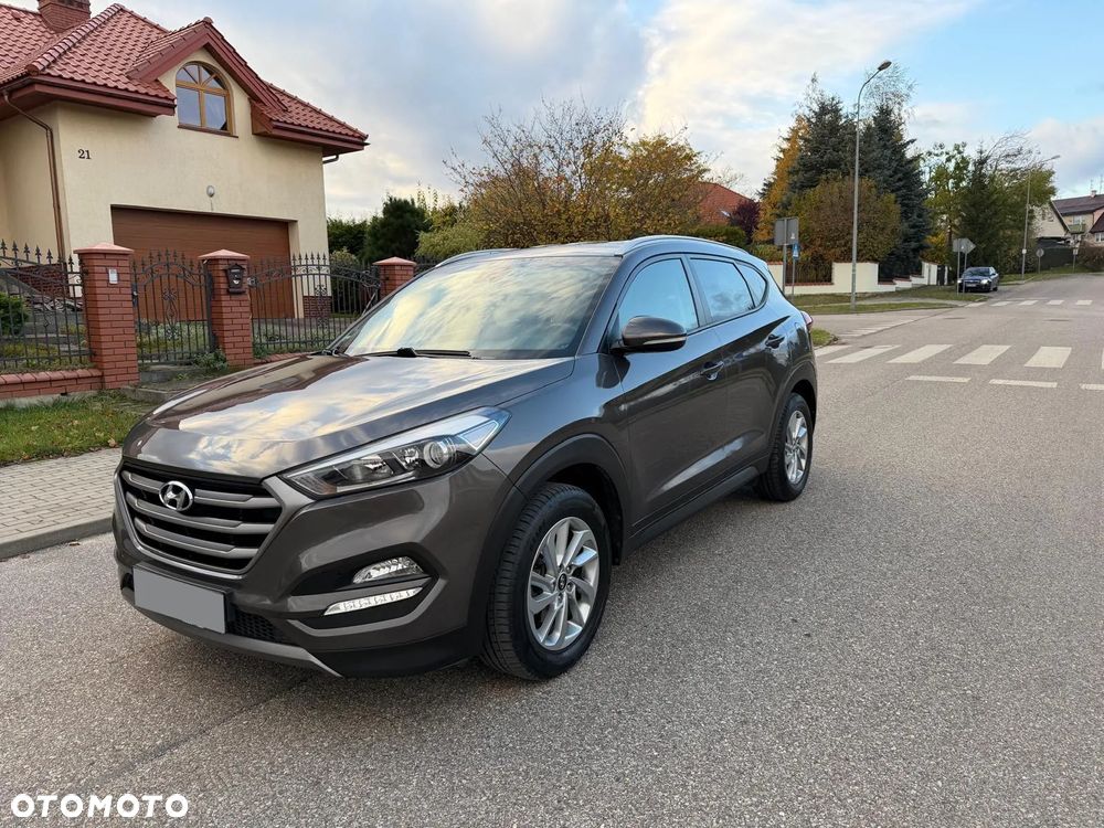 Hyundai Tucson 2.0 CRDi 4WD Automatik Style - 7