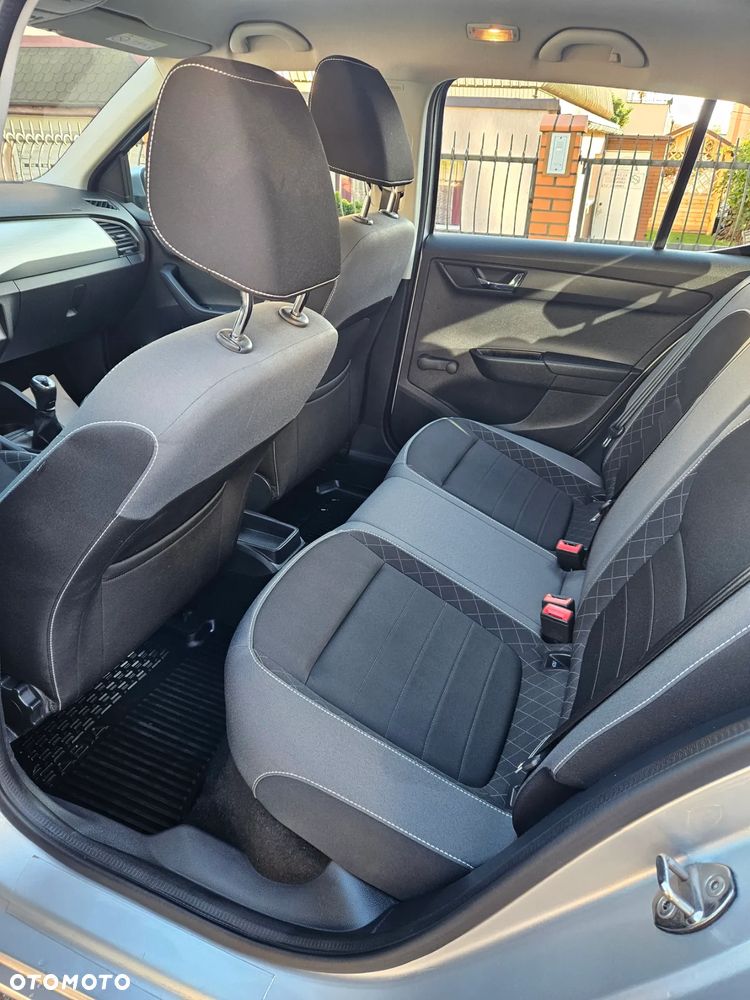 Skoda Fabia 1.0 TSI Ambition - 11