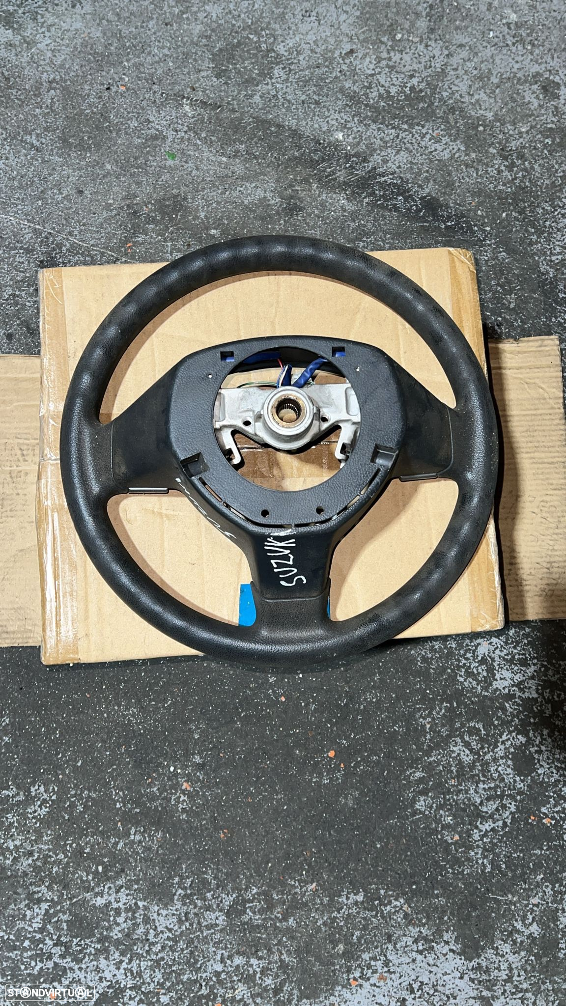 Volante Suzuki Swift - 2