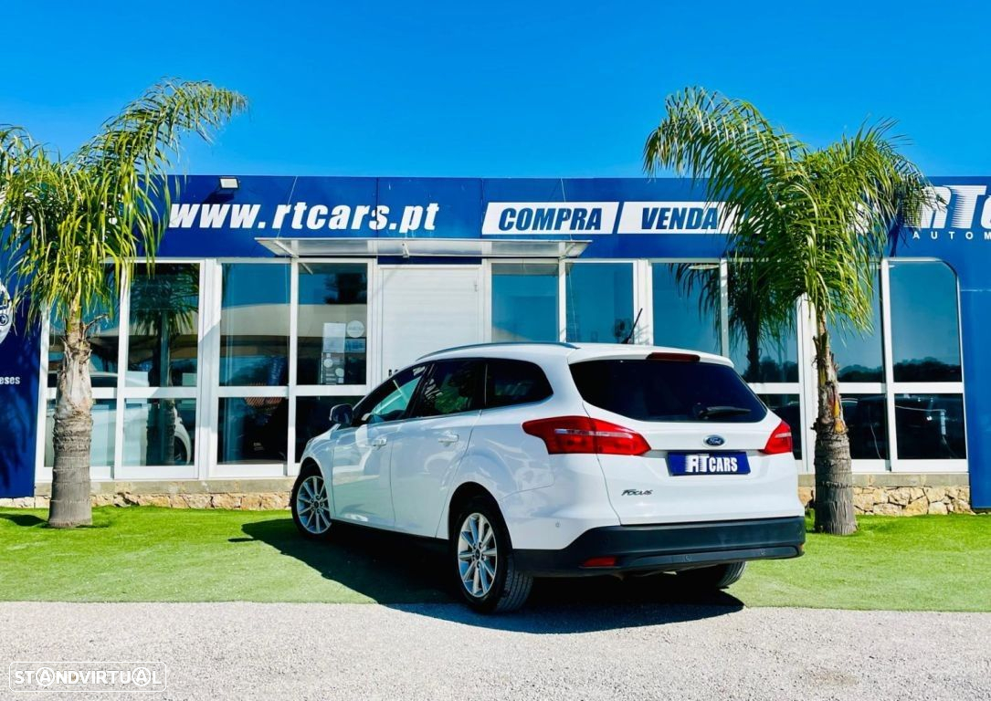 Ford Focus SW 1.5 TDCi EcoBlue Titanium - 6