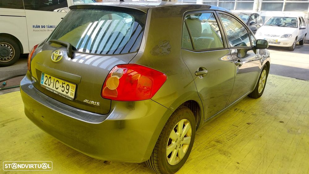 Toyota Auris 1.4 D-4D AC - 20
