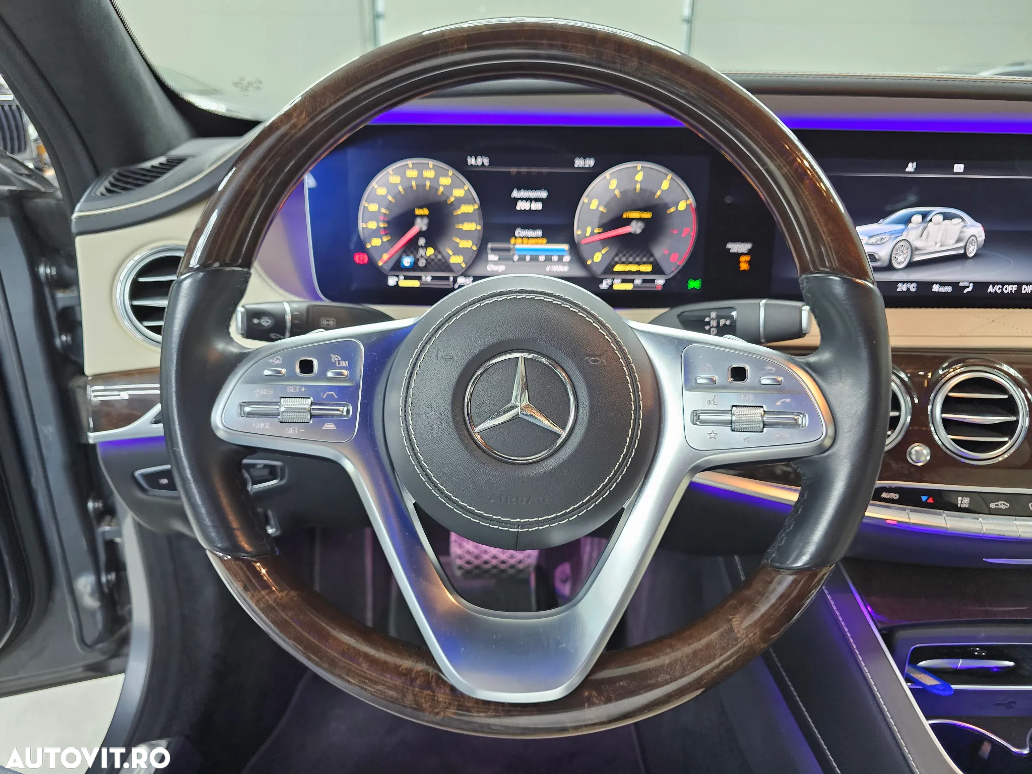 Mercedes-Benz S 560 L 4Matic 9G-TRONIC - 28