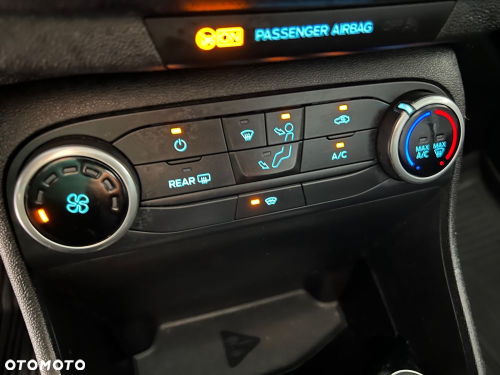 Ford Fiesta - 17