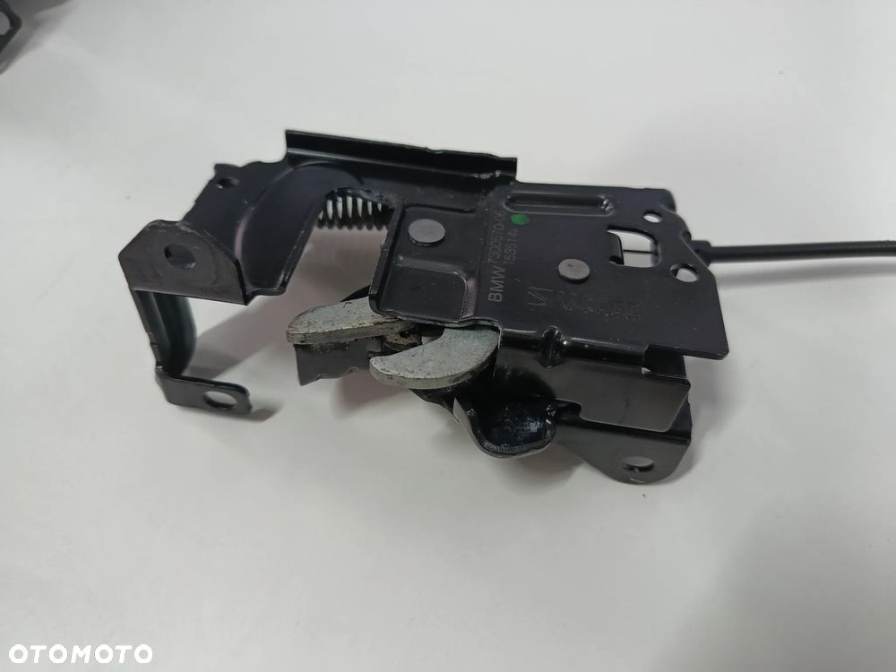 MINI F55 F56 F60 Zamek maski linka 7300569 / 7300570 - 4