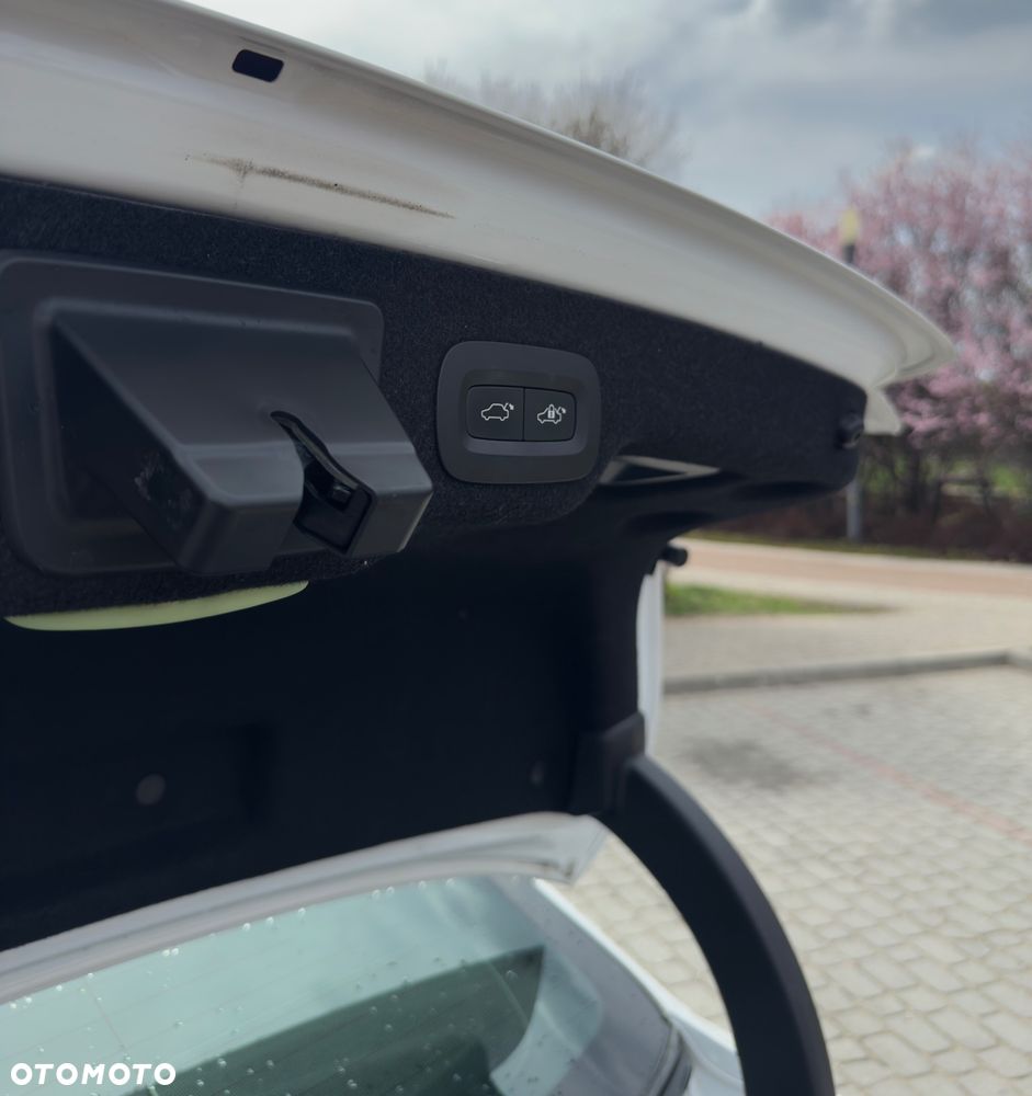 Volvo S90 T5 Geartronic Momentum Pro - 37