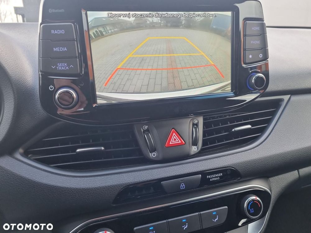 Hyundai i30 1.0 T-GDI GO - 22