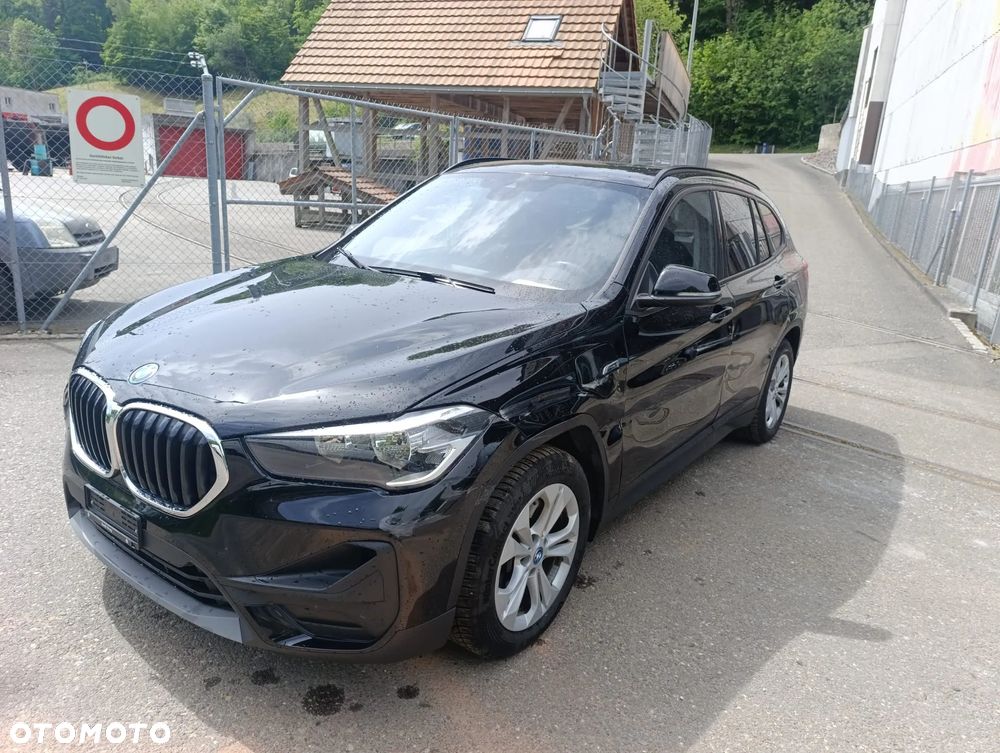 BMW X1 xDrive25e xLine - 2