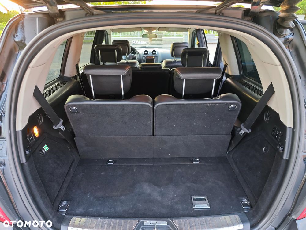 Mercedes-Benz GL - 9