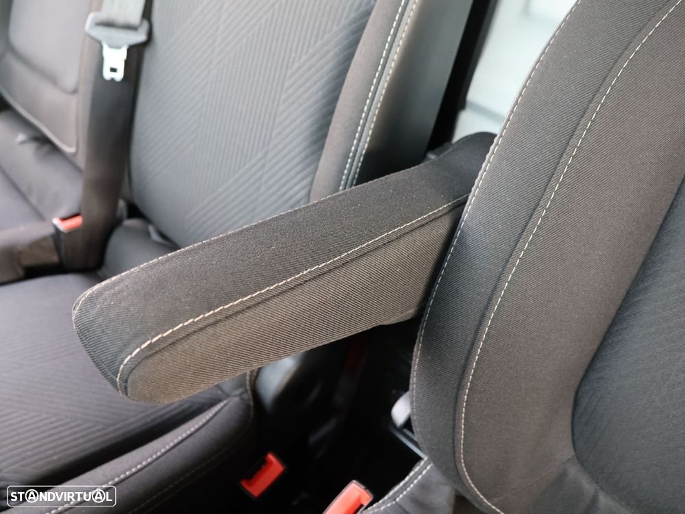 Renault Trafic 2.0 dCi L1H1 1.0T - 28