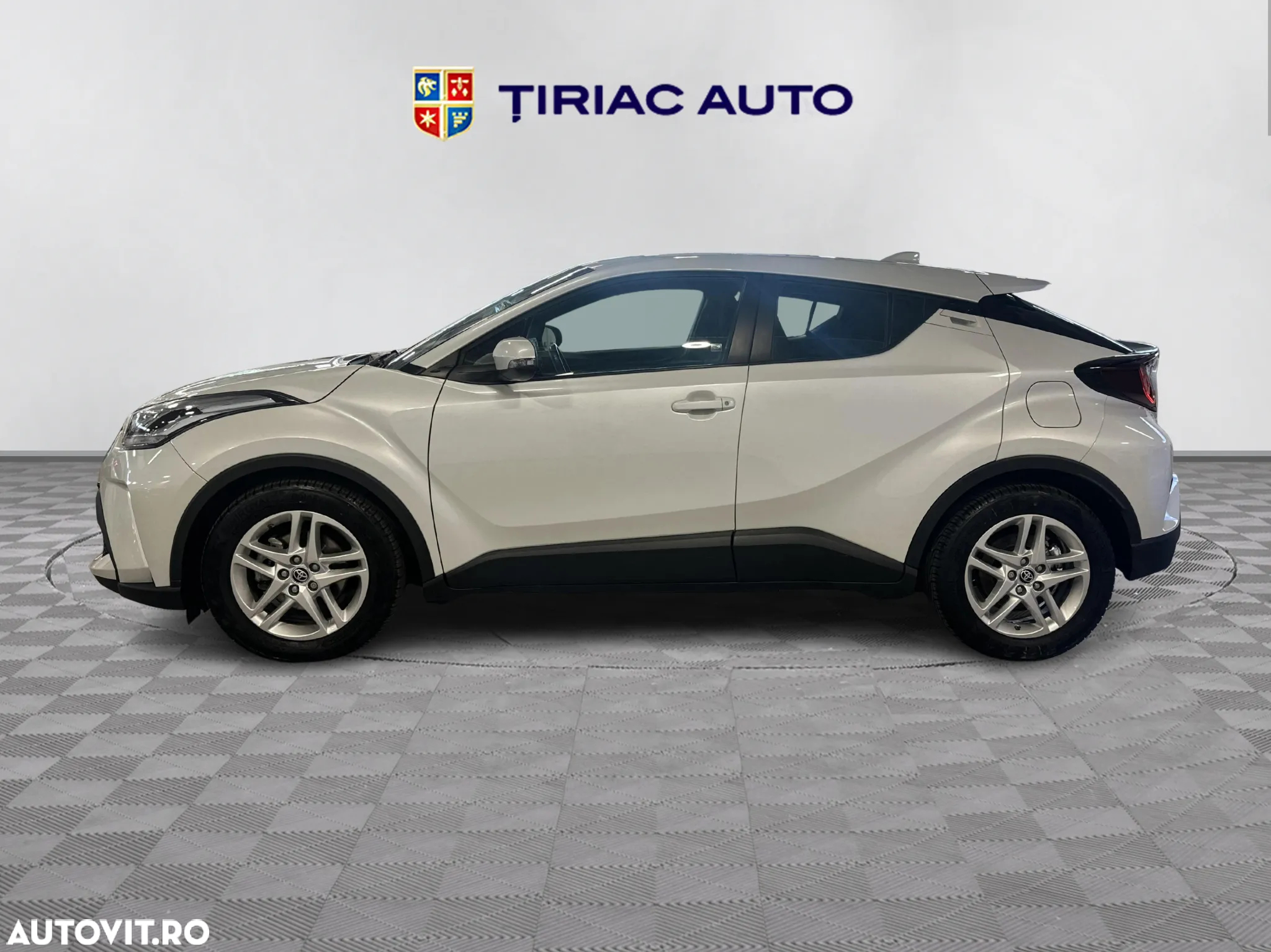Toyota C-HR - 2