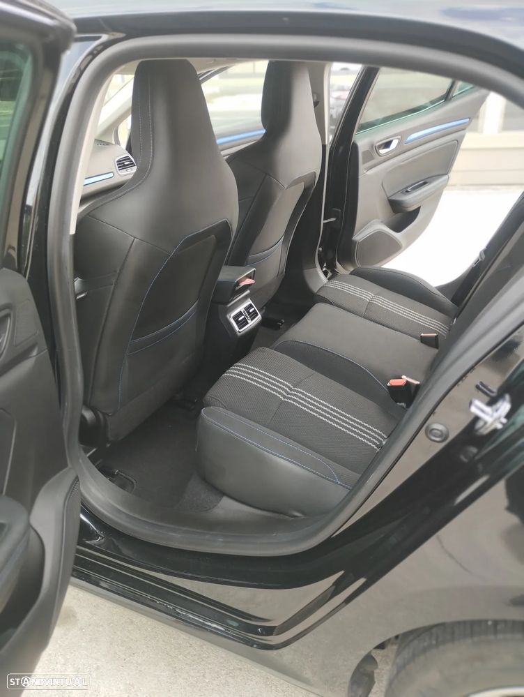 Renault Mégane 1.5 Blue dCi GT Line - 10