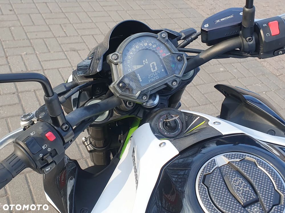 Kawasaki Z 900 - 32