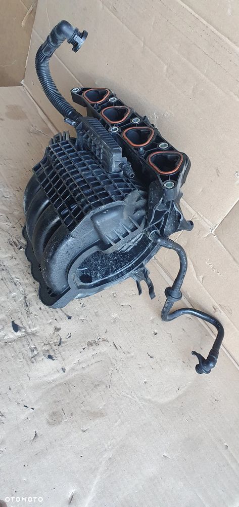 Kolektor ssący VW Polo V 6R 1.4 036129709HR 03C906051 - 6