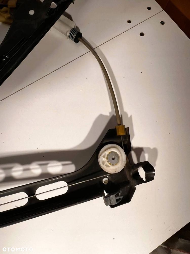 8J0 837 461 D Podnośnik szyby drzwi Audi TT TTS Mk2 2008 Lewa strona LEWY - 9