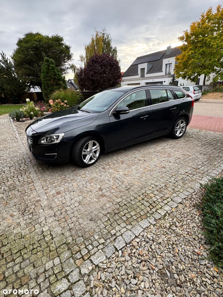 Volvo V60 2017 photo 3