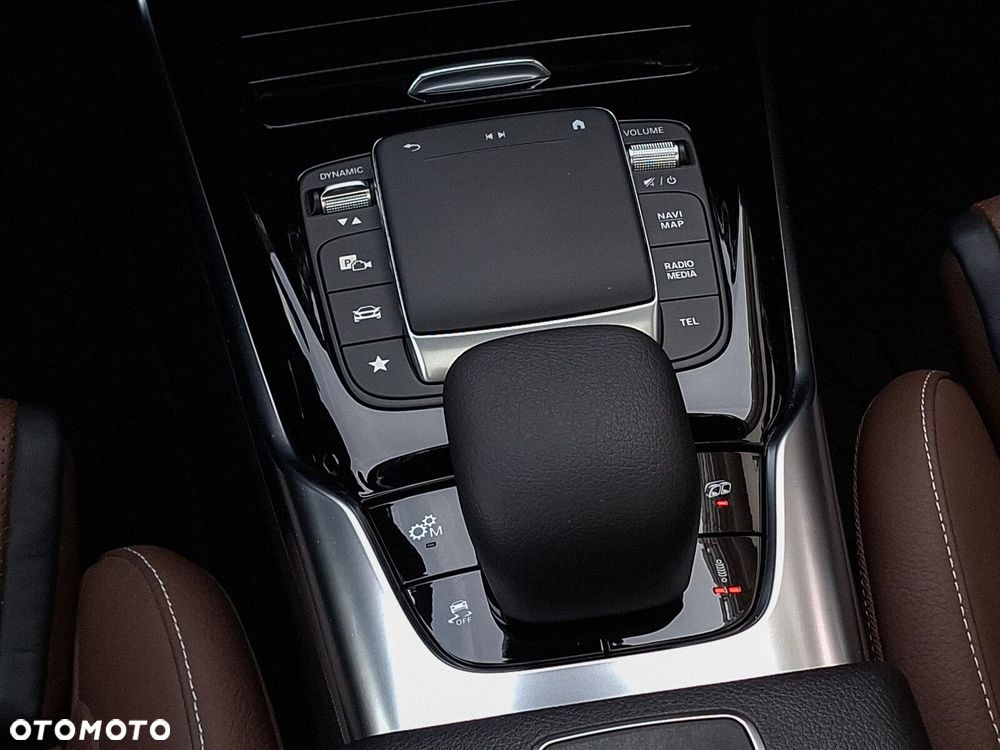 Mercedes-Benz Klasa A 45 S AMG 4-Matic 8G-DCT - 27