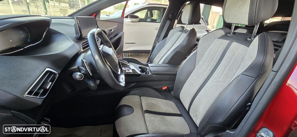 Peugeot 3008 1.6 Hybrid GT Pack e-EAT8 - 19