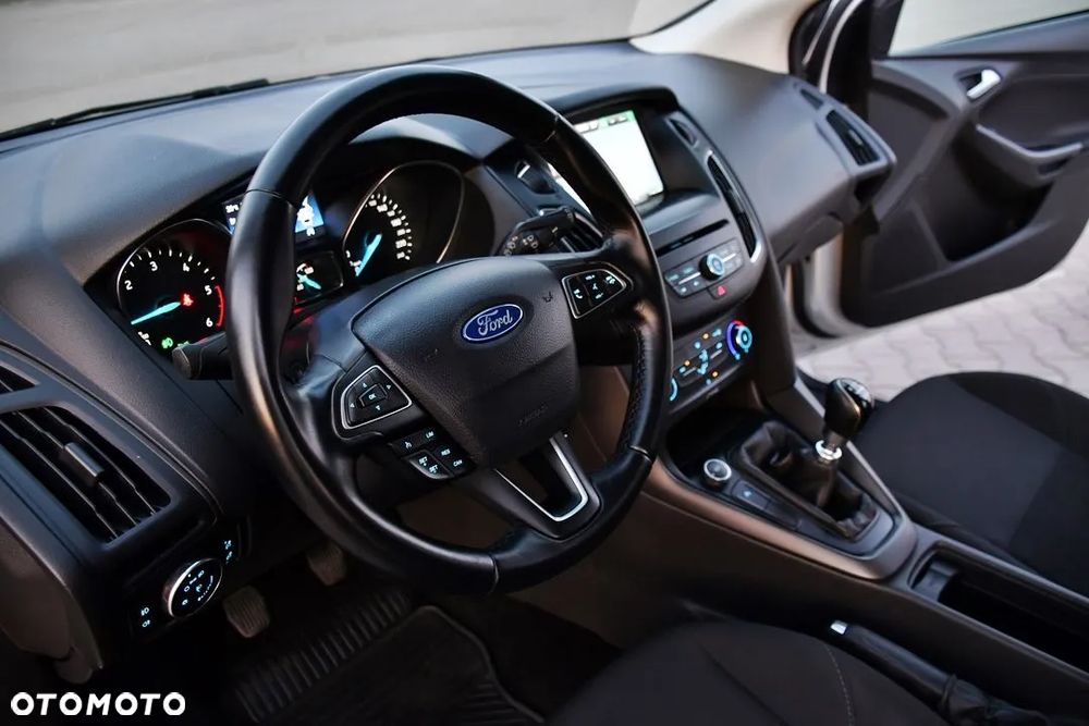 Ford Focus 2.0 TDCi SYNC Edition ASS - 23