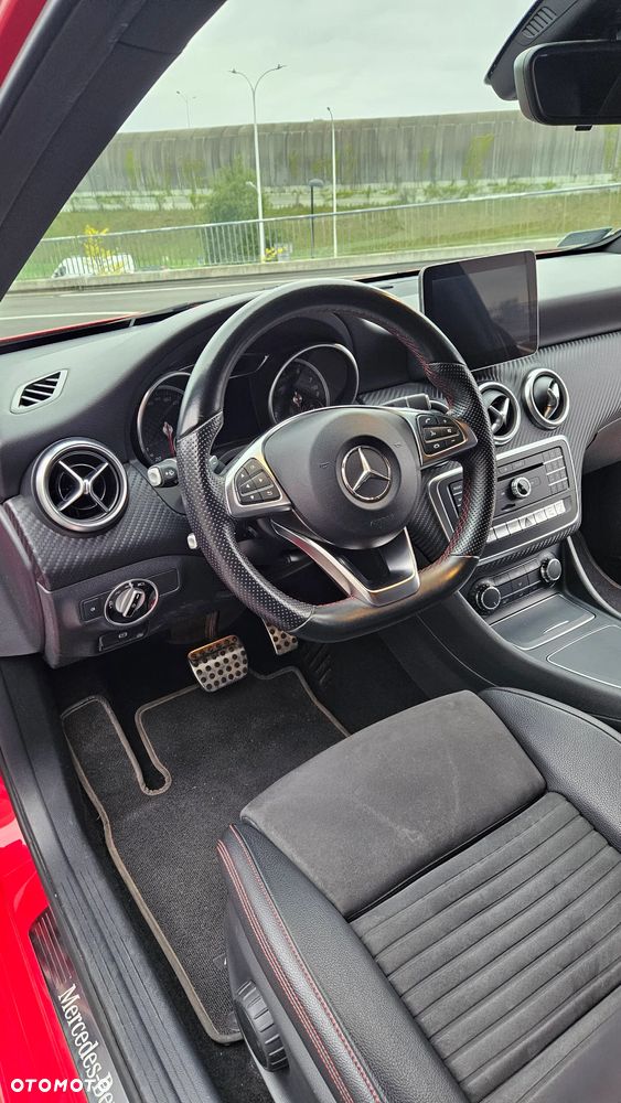 Mercedes-Benz Klasa A 180 7G-DCT AMG Line - 11