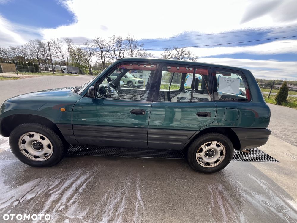 Toyota RAV4 - 15