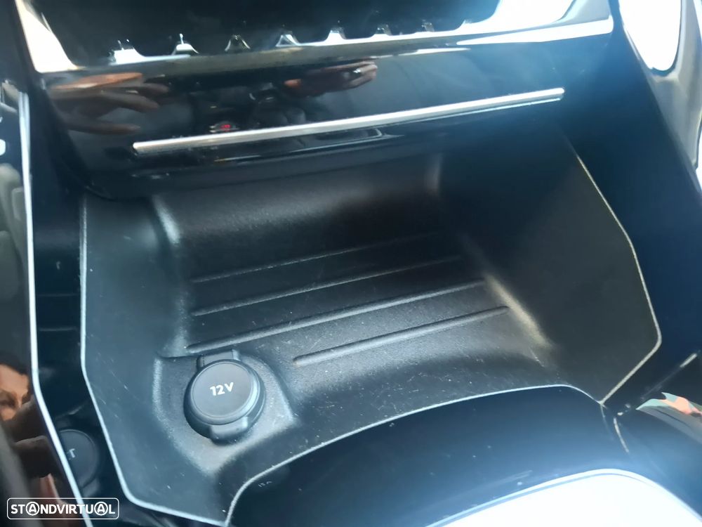 Peugeot 208 PureTech 100 Allure Pack - 20