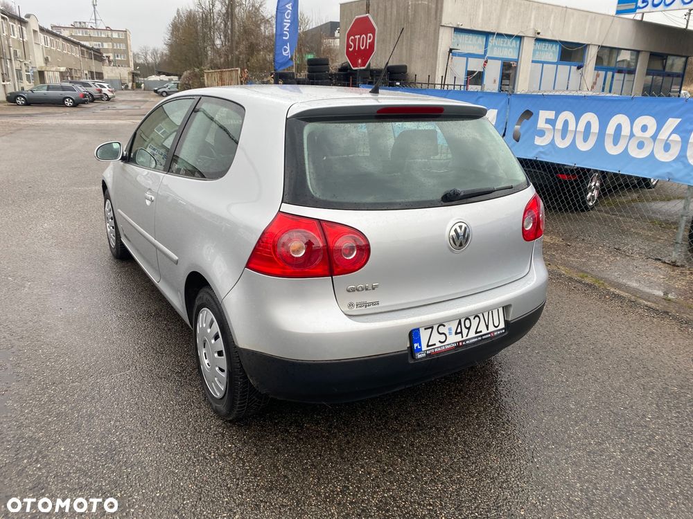 Volkswagen Golf 1.4 Comfortline - 18
