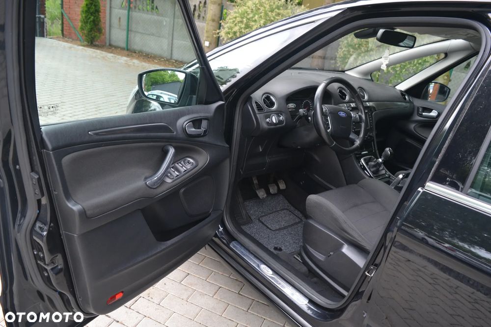 Ford S-Max 2.0 TDCi DPF Titanium - 6