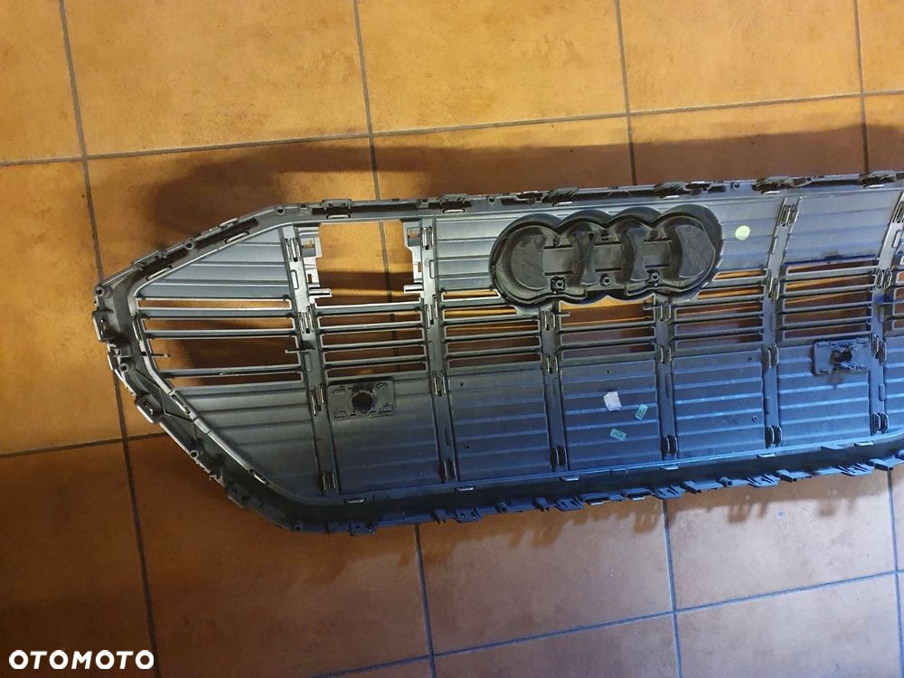 GRILL ATRAPA AUDI E-TRON 4KE853651 - 6