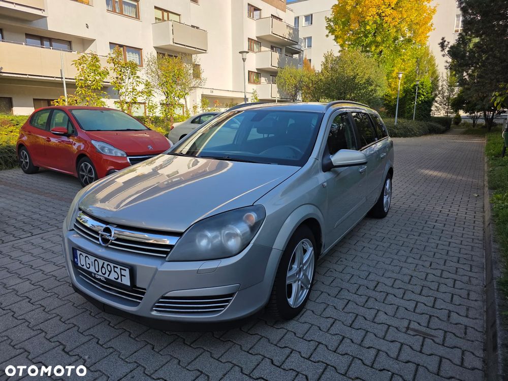 Opel Astra 2.0 Turbo Sport - 2