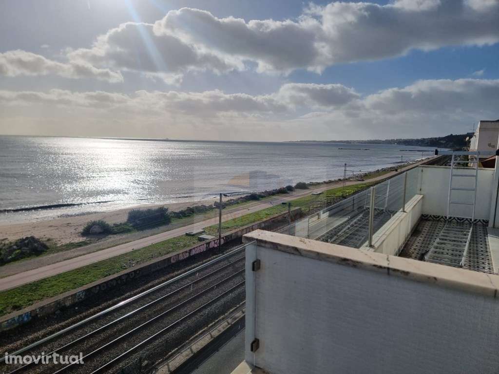 Temos para si 3 apartamentos T2 no mesmo prédio 1ª linha de mar na ... - Grande imagem: 3/14