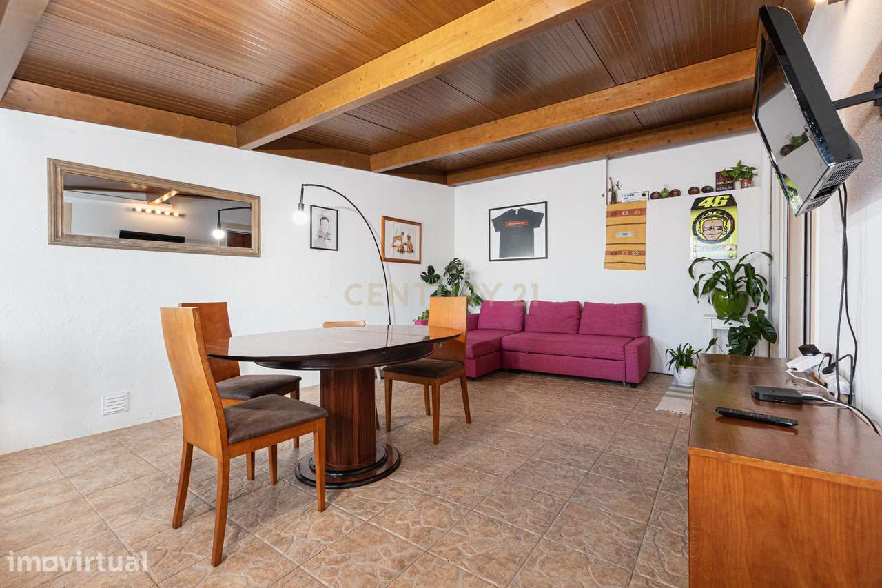 Moradia Bi-Familiar com Garagem de 100 m² | Quinta da Coutada, Vila Fr - Grande imagem: 2/23