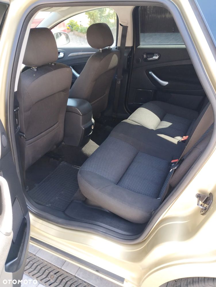 Ford Mondeo - 9