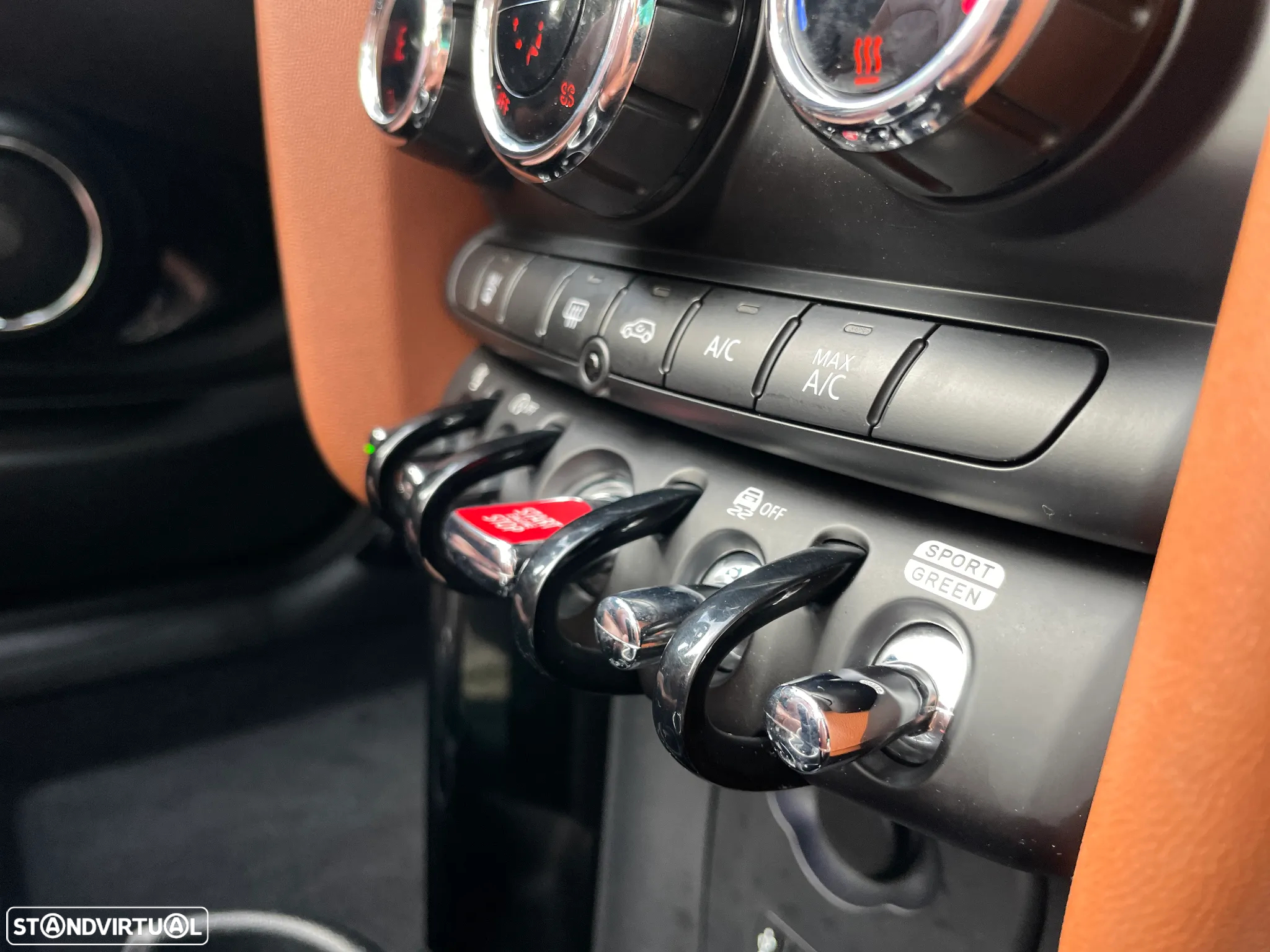 MINI Cabrio Cooper SD Auto - 45