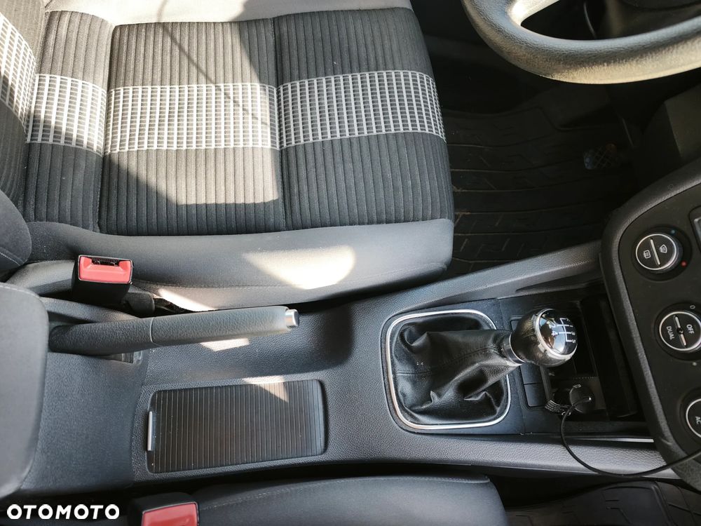 Volkswagen Golf - 13