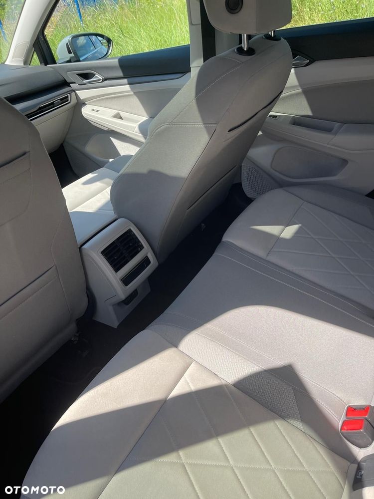 Volkswagen Golf 1.5 TSI EVO Style - 6