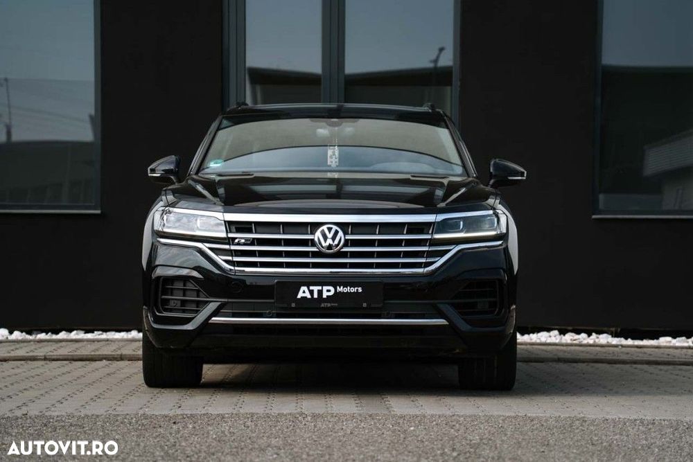 Volkswagen Touareg - 2