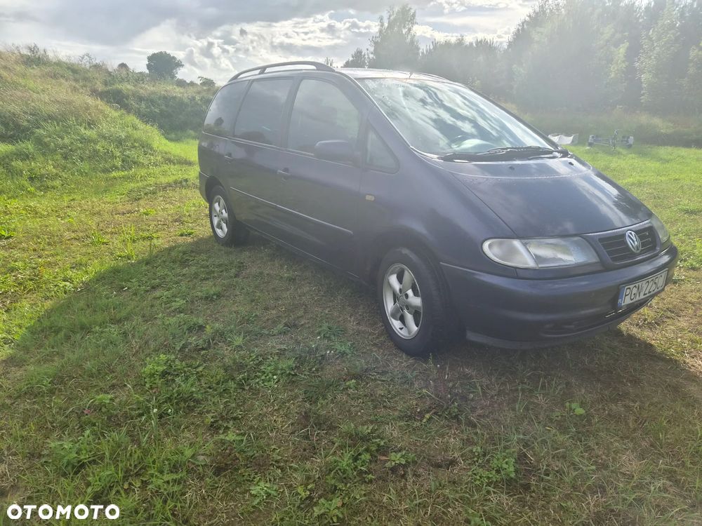 Volkswagen Sharan 1998 photo 3