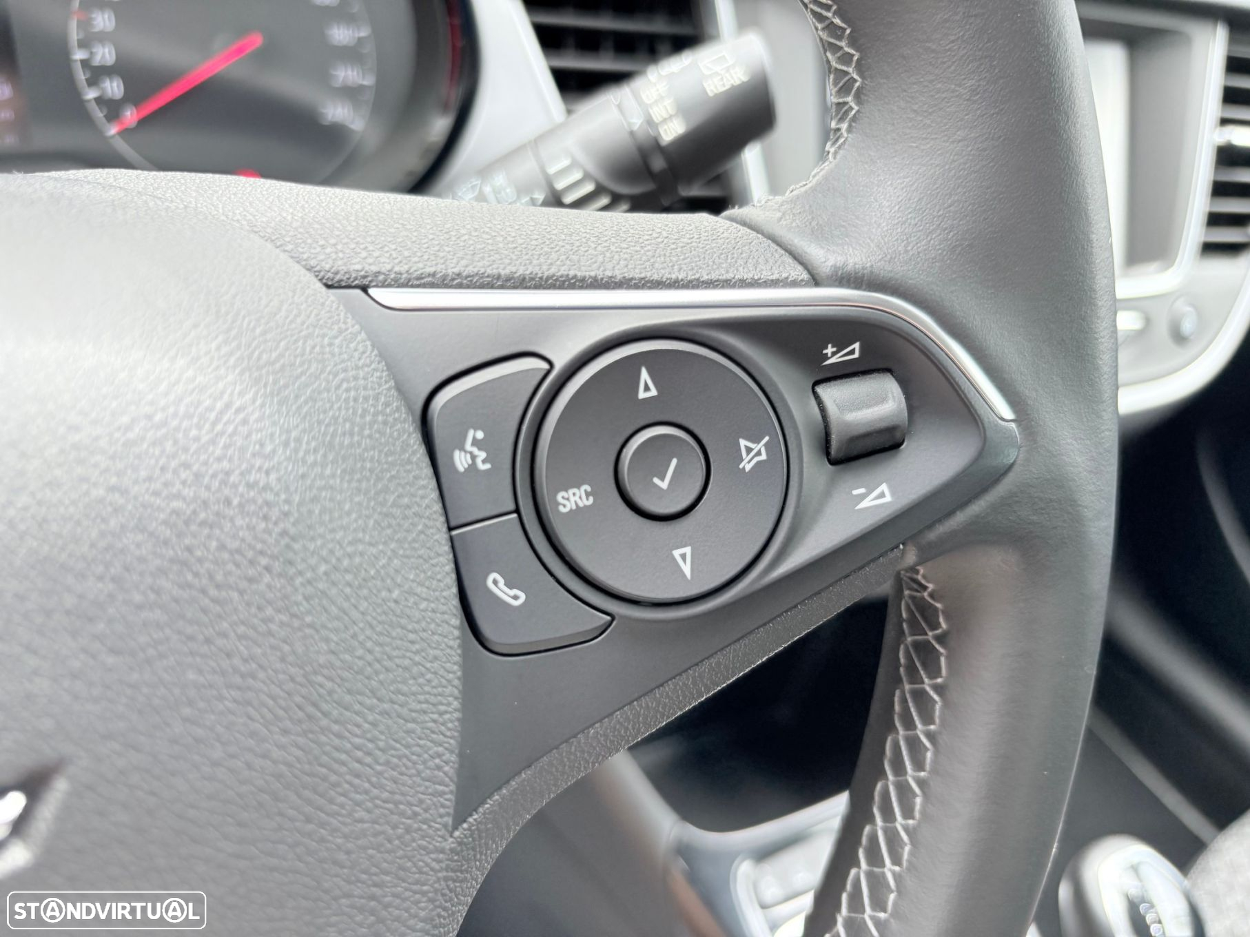 Opel Crossland X 1.2 Innovation - 14
