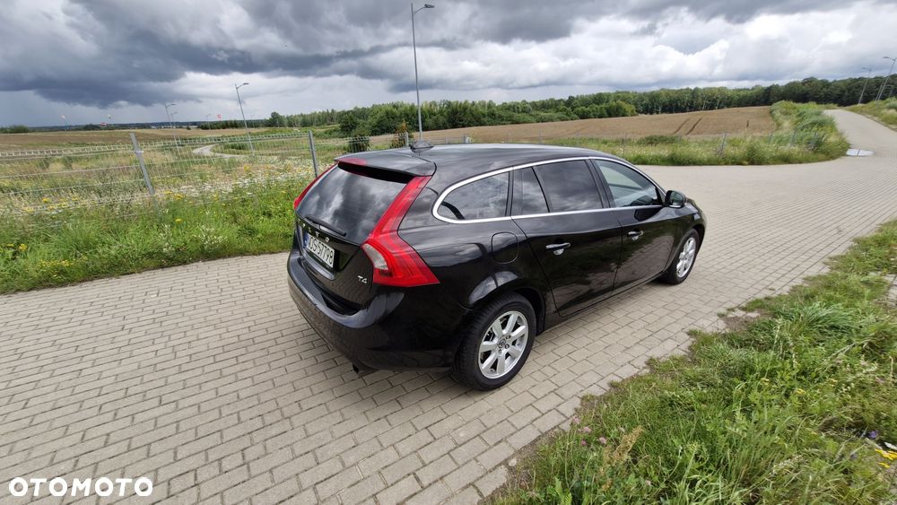 Volvo V60 - 3