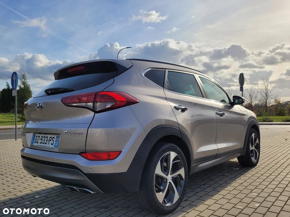 Hyundai Tucson 2.0 CRDI 2WD Style - 9